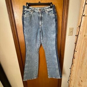 Wrangler Women's Light Blue Flare Jeans